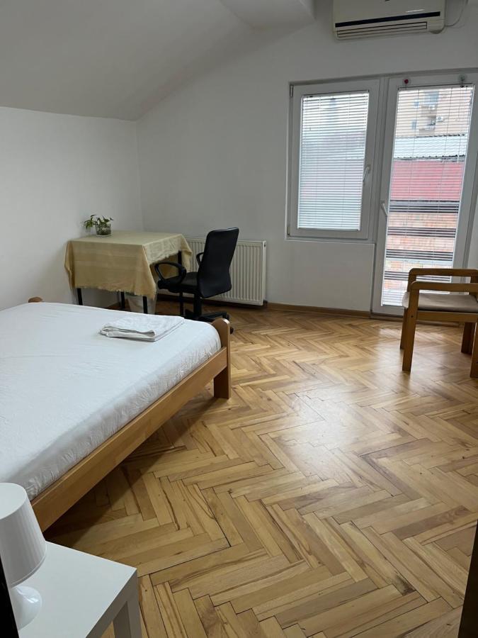 中华楼 - Beograd Ngoại thất bức ảnh